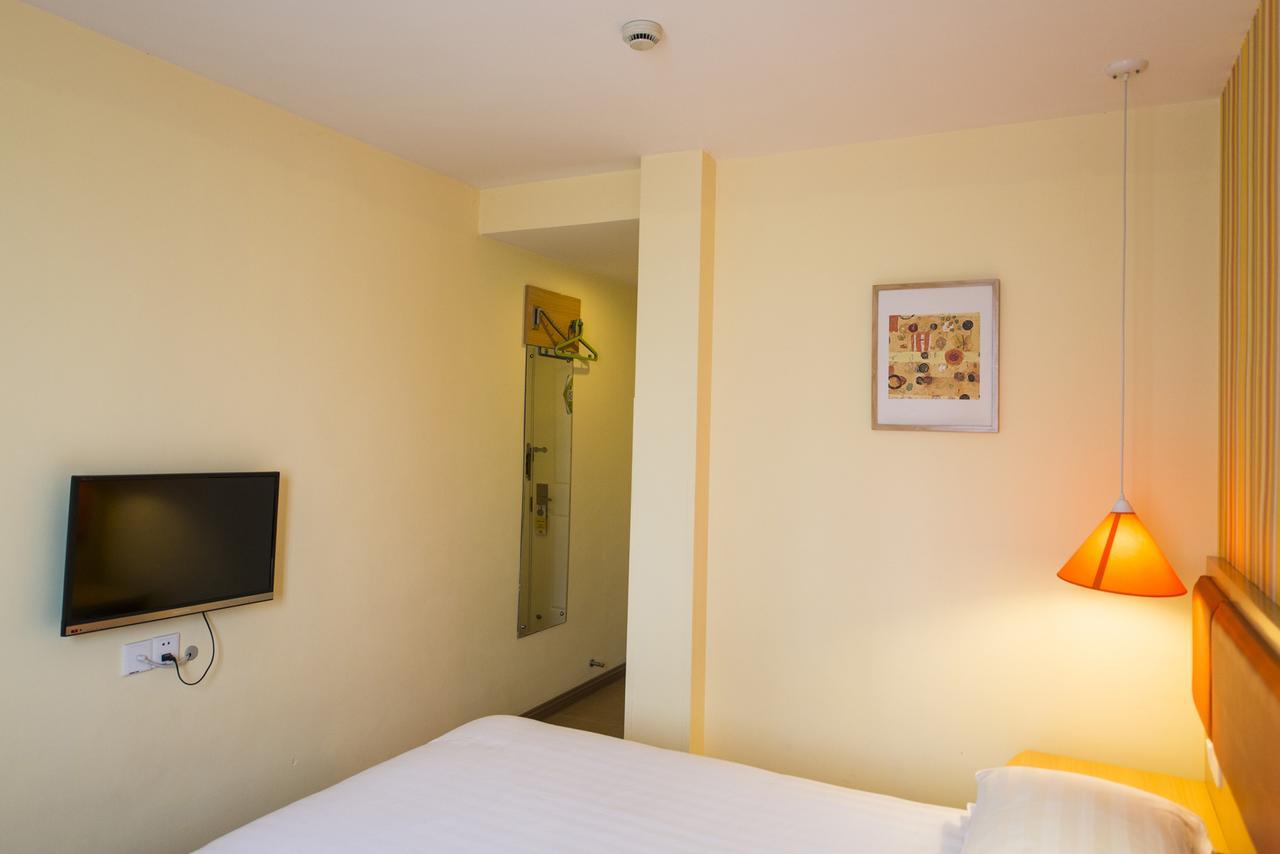 Home Inn Changchun Dajing Road Ouya Outlets Exterior foto